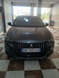 سيارات-peugeot-208-2023-أم-البواقي-الجزائر