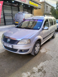 voitures-dacia-logan-mcv-2011-tiaret-algerie