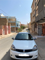 voitures-renault-clio-campus-2012-bye-beni-saf-ain-temouchent-algerie