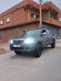 voitures-toyota-hilux-2015-mecheria-naama-algerie