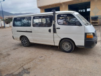 bus-hiace-toyota-2003-el-amra-ain-defla-algerie