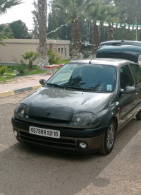 voitures-renault-clio-2-2001-extreme-bouzareah-alger-algerie