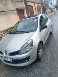 voitures-renault-clio-3-2007-jijel-algerie