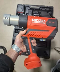 Boite Presse à sertir Electromécanique RIDGID 