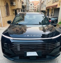 سيارات-jetour-x70-plus-2025-luxury-بئر-خادم-الجزائر