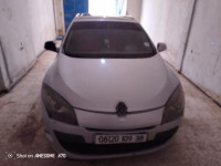 moyenne-berline-renault-megane-3-2009-ksar-chellala-tiaret-algerie