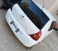 voitures-renault-clio-2-2004-sig-mascara-algerie