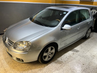 voitures-volkswagen-golf-5-2006-carat-cheraga-alger-algerie