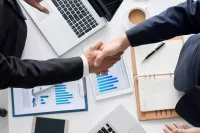 TRANSITAIRE COMMISSIONNAIRE EN DOUANE