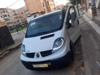 عربة-نقل-renault-trafic-2013-لارباع-البليدة-الجزائر