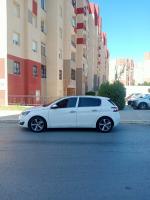 moyenne-berline-peugeot-308-2016-allure-batna-algerie