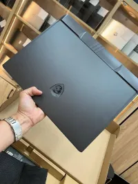 MSI Vector 16 HX AI A2XWHG Ultra 7 255HX