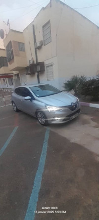 voitures-renault-clio-5-2022-ain-merane-chlef-algerie