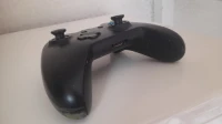 Manette xbox one sans fill