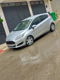 voitures-ford-fiesta-2013-city-baraki-alger-algerie