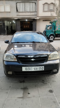 voitures-chevrolet-optra-5-portes-2008-batna-algerie