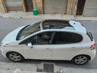 voitures-peugeot-208-2014-allure-beni-djellil-bejaia-algerie