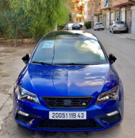 voitures-seat-leon-2019-beats-zeghaia-mila-algerie