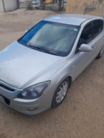 voitures-hyundai-i30-2012-cheria-tebessa-algerie