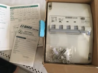 Disjoncteur différentiel 380v 32A