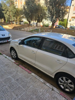 voitures-volkswagen-polo-sedan-2015-match-2-hussein-dey-alger-algerie