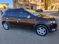 voitures-dacia-sandero-2016-stepway-aziz-medea-algerie