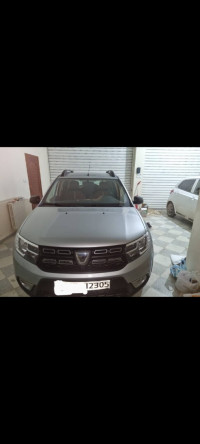 voitures-dacia-sandero-2023-batna-algerie