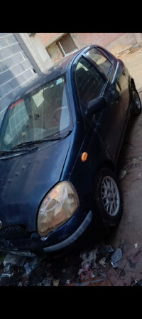 voitures-toyota-yaris-2003-tebessa-algerie