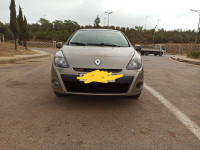 voitures-renault-clio-3-2010-authentique-les-eucalyptus-alger-algerie