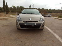 citadine-renault-clio-3-2010-dynamique-les-eucalyptus-alger-algerie