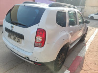 tout-terrain-suv-dacia-duster-2012-ambiance-boumerdes-algerie