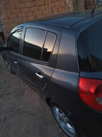 citadine-renault-clio-3-2006-bourkika-tipaza-algerie