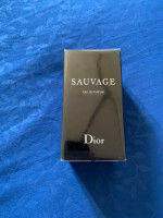 parfums-et-deodorants-sauvage-de-dior-leau-parfum-hussein-dey-alger-algerie