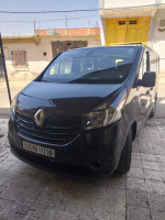 automobiles-renault-trafic-3-2017-la-toute-option-bab-ezzouar-alger-algerie