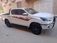 voitures-toyota-hilux-2022-el-oued-algerie