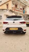 moyenne-berline-seat-leon-2015-linea-r-staoueli-alger-algerie