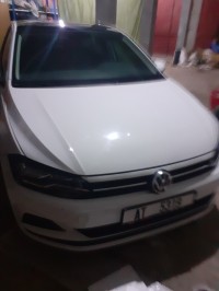 سيارات-volkswagen-polo-2023-r-line-أولاد-يعيش-البليدة-الجزائر