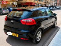 سيارات-kia-rio-5-portes-2013-funny-أميزور-بجاية-الجزائر