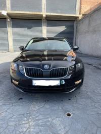 سيارات-skoda-octavia-2018-business-برج-الكيفان-الجزائر