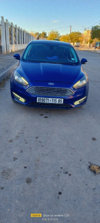 voitures-ford-focus-4-portes-2015-boulhilat-batna-algerie