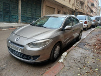 voitures-renault-fluence-2010-baraki-alger-algerie