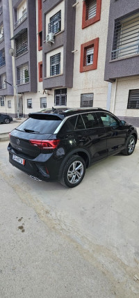 voitures-volkswagen-t-roc-2023-r-line-tiaret-algerie