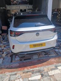 سيارات-volkswagen-t-roc-2025-r-line-الميلية-جيجل-الجزائر