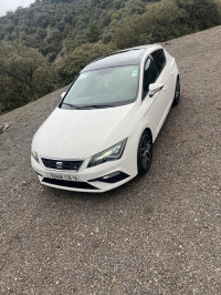 voitures-seat-leon-2018-fr-les-eucalyptus-alger-algerie