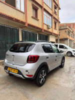 voitures-dacia-sandero-2018-stepway-privilege-said-hamdine-alger-algerie