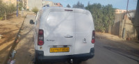 utilitaire-citroen-berlingo-2015-tole-niveau-2-bouskene-medea-algerie