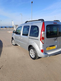 voitures-renault-kangoo-2021-mostaganem-algerie