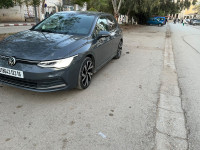 voitures-volkswagen-golf-8-2023-active-el-harrach-alger-algerie