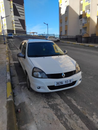 voitures-renault-clio-campus-2013-bye-tizi-ouzou-algerie