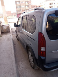 voitures-peugeot-rifter-2019-batna-algerie